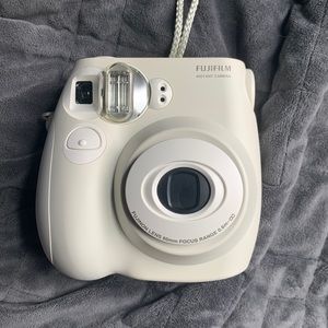 Fujifilm Polaroid camera instax mini 7s